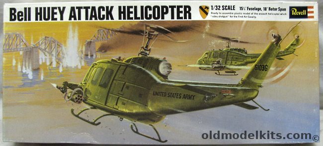 Revell 1/32 Bell Huey Attack Helicopter UH-1D, H259 plastic model kit